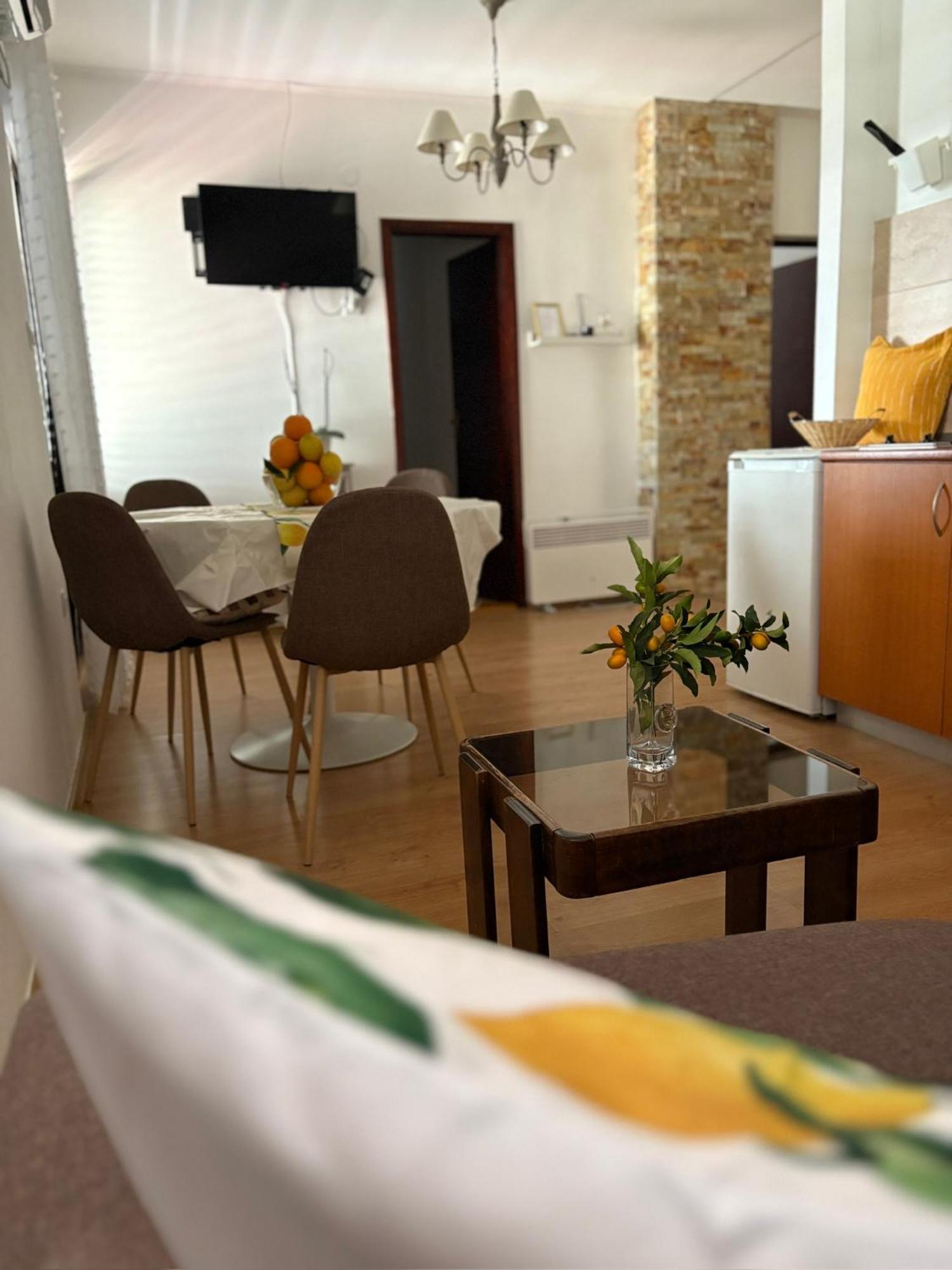Apartments Herceg Novi Pokoj fotografie